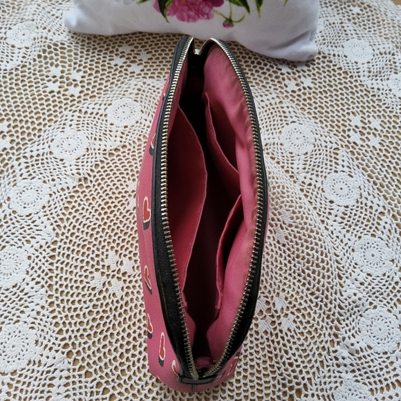 Coach Harley Valentine Heart makeup bag - Picture 9 of 12